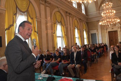 L'assessore regionale Fabio Scoccimarro alla cerimonia per il centenario della Triestina Nuoto nel salone di rappresentanza del Palazzo della Regione a Trieste.